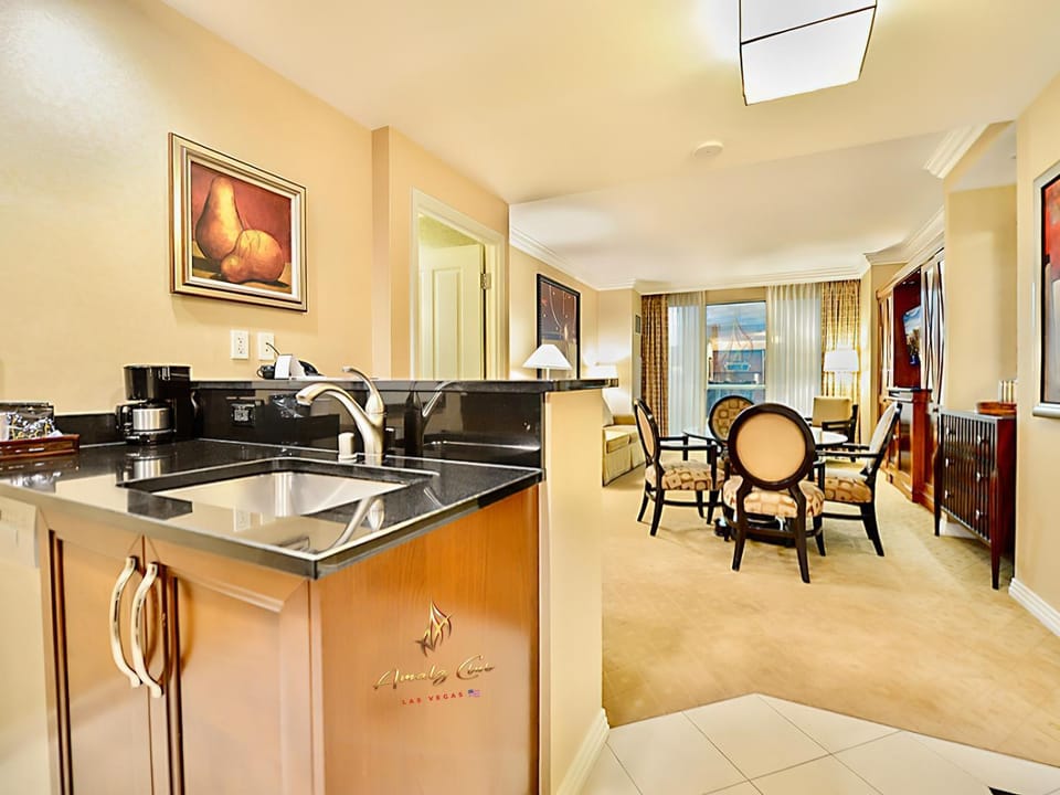 Kitchen or kitchenette, Living room, Dining area