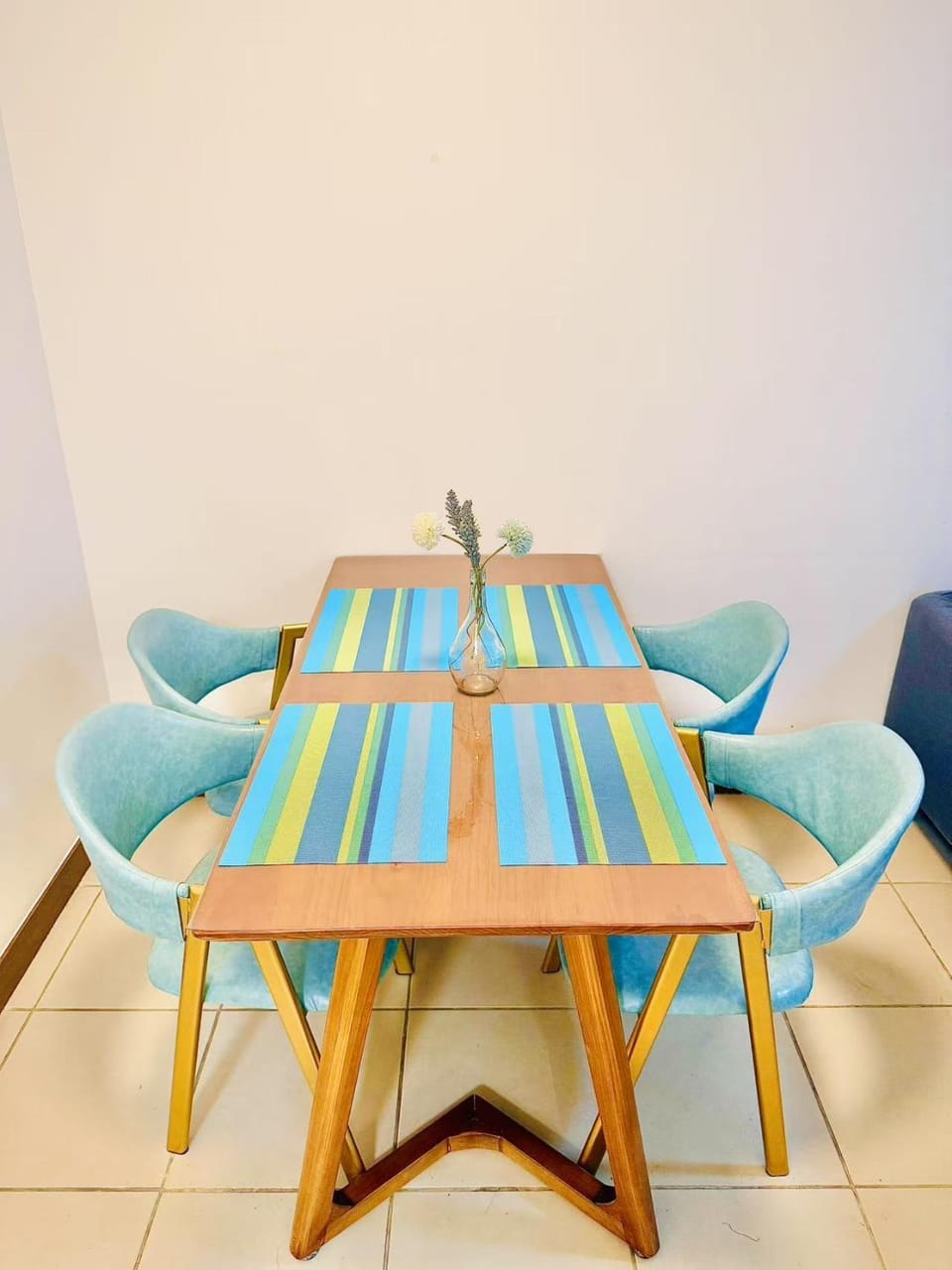 Dining area, Breakfast