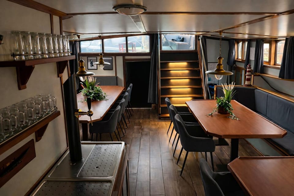 Zeilschip de Alliantie Kampen Docked boat in Flevoland, Netherlands