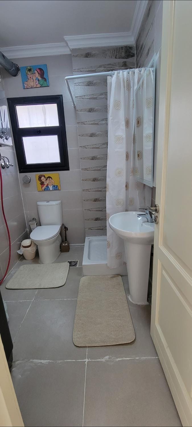 Shower, Toilet, Bathroom
