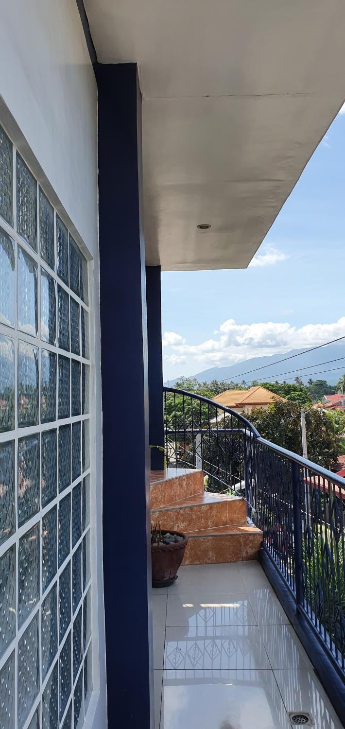 Balcony/Terrace, Mountain view
