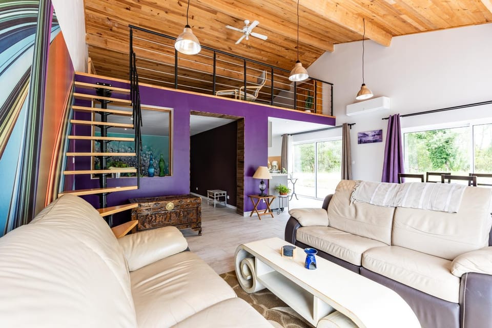 Property building, Living room
