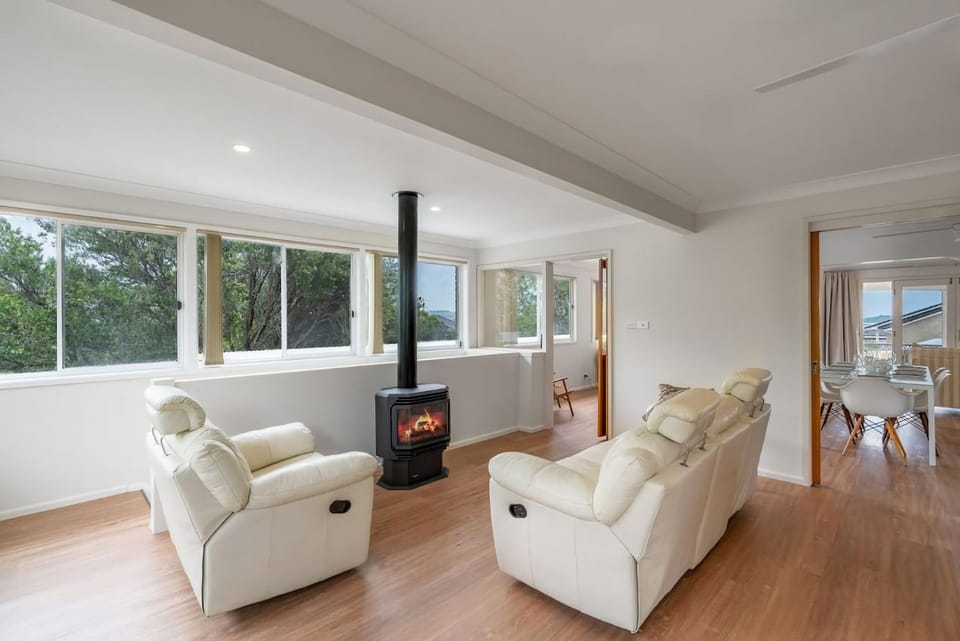 Minna House in Kiama Downs