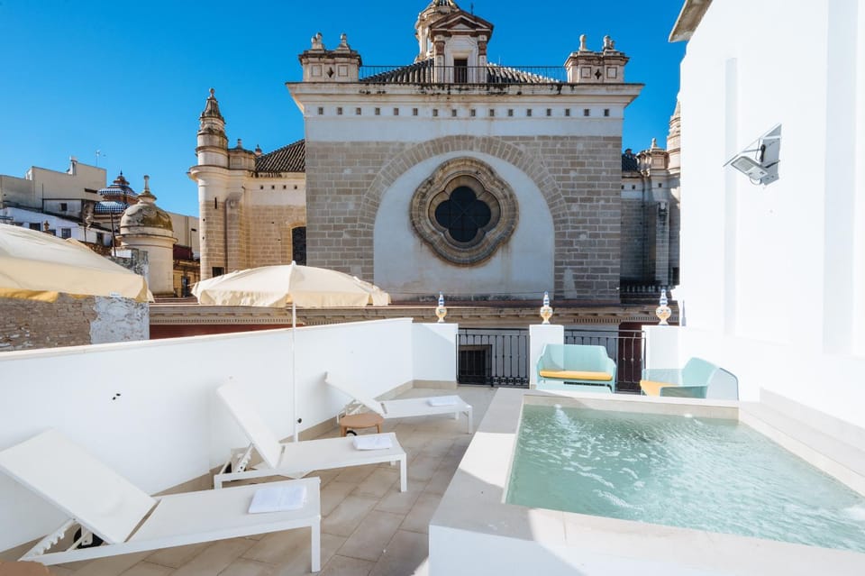 Day, Pool view, Swimming pool, Swimming pool, sunbed