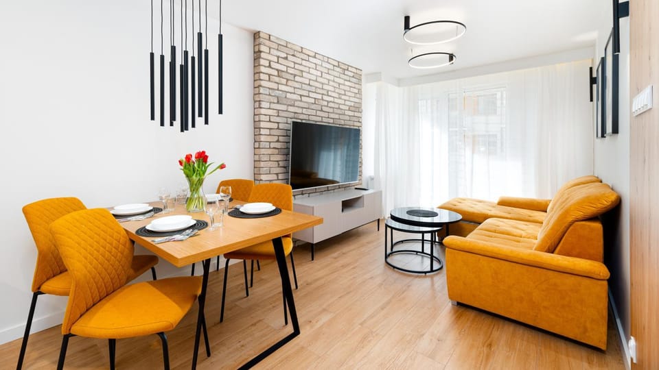 TV and multimedia, Seating area