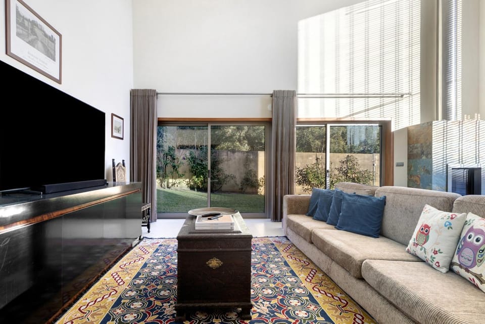 Property building, Living room
