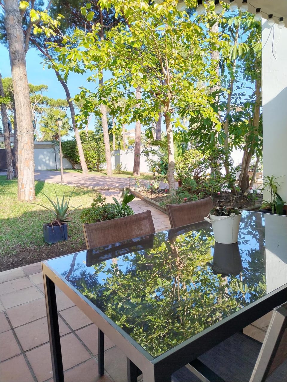 Patio, Spring, Day, Garden, Balcony/Terrace, Dining area, Garden view