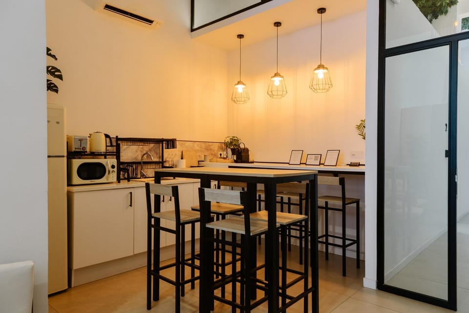 Kitchen or kitchenette, Kitchen or kitchenette