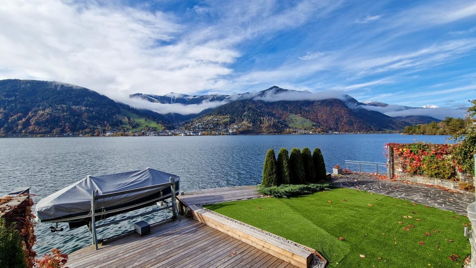Property building, Lake view