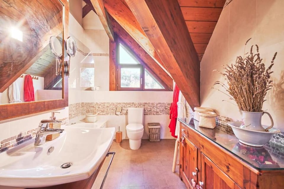 Bathroom, Bath