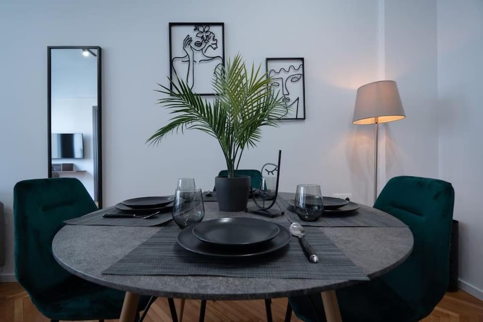 Athens Heart: Downtown Home Apartment in Athens