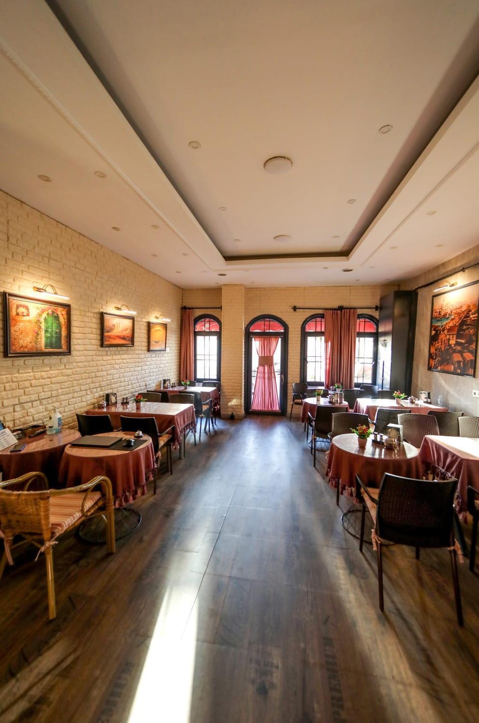 Restaurant/places to eat