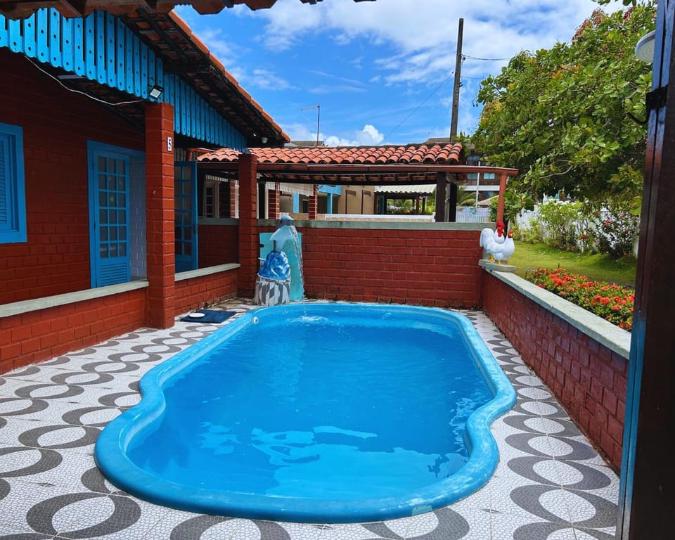 Swimming pool, Swimming pool