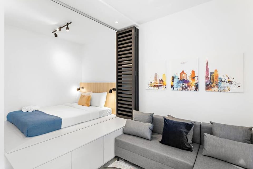 Tranquil Dubai Marina Studio by JBR Beach, Marina Mall, Metro Apartment in Dubai