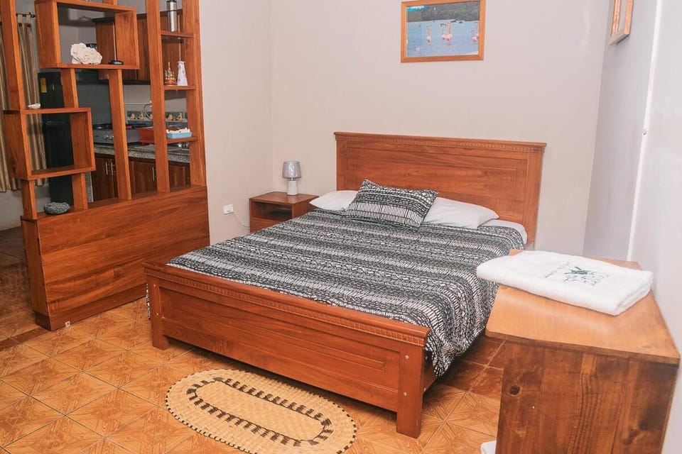 #4 Mini Suite Cerca de todo, Entrada Privada - AC Apartment in Puerto Ayora