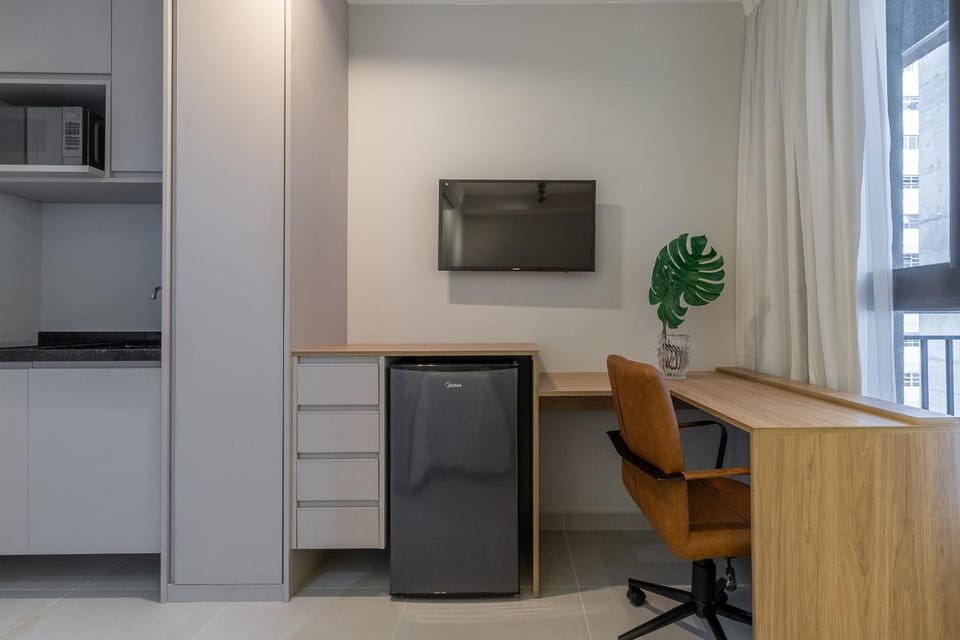 TV and multimedia, hair dresser, oven