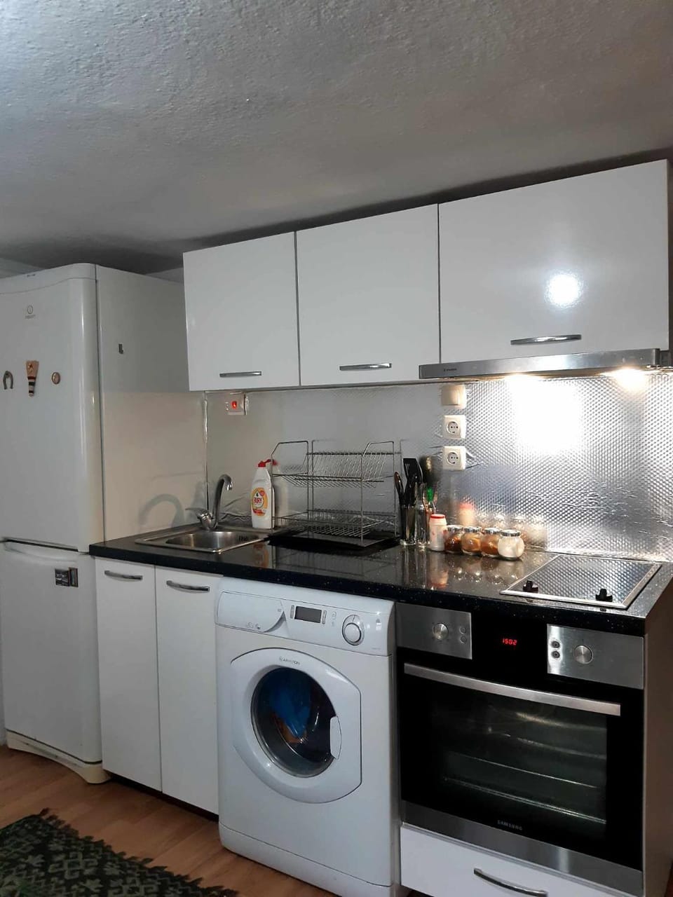 Kitchen or kitchenette, dishwasher, pet friendly, stove, dryer