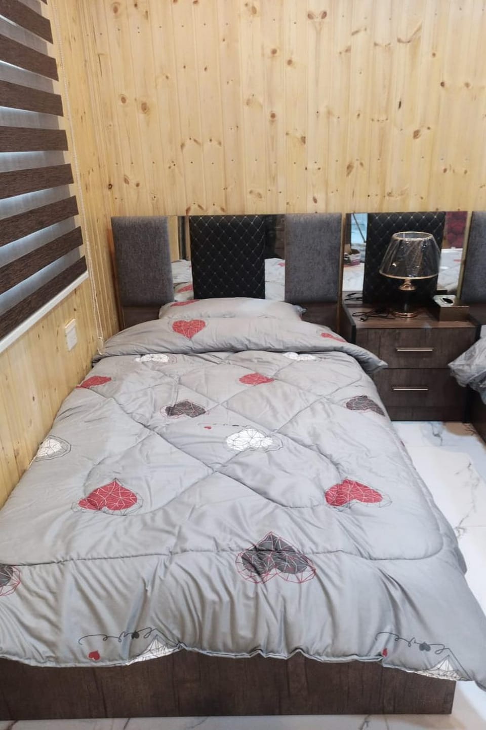 Bed, Living room, Photo of the whole room, Seating area, Bedroom