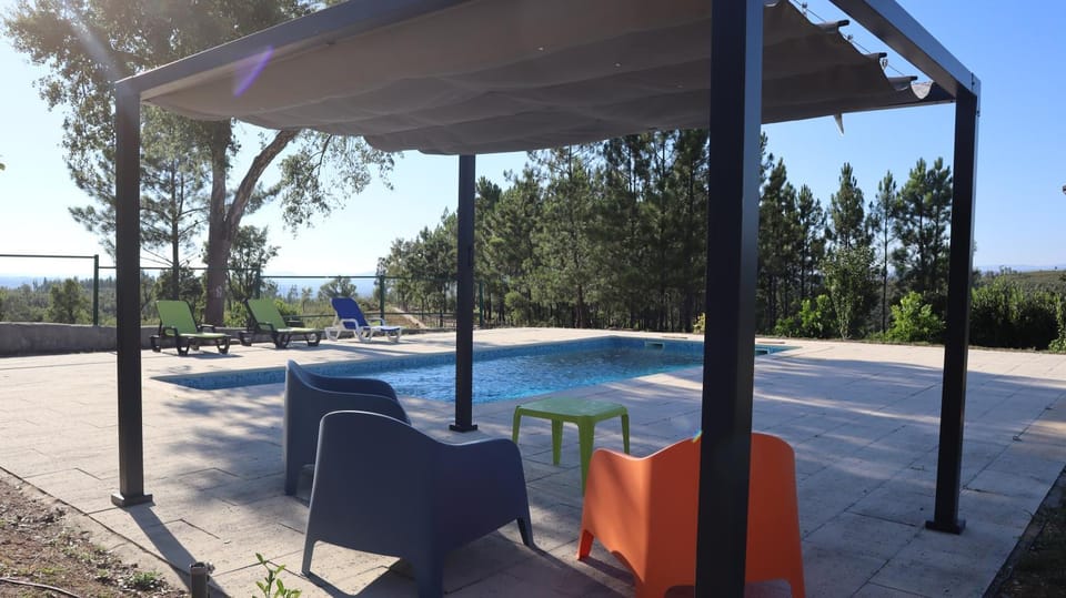 View (from property/room), Garden view, Pool view, Swimming pool, sunbed
