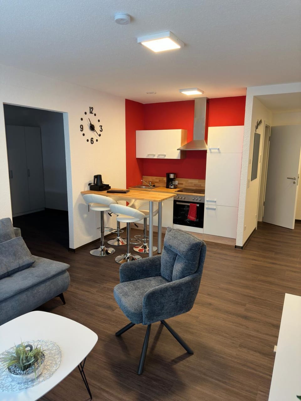 Kitchen or kitchenette, Living room