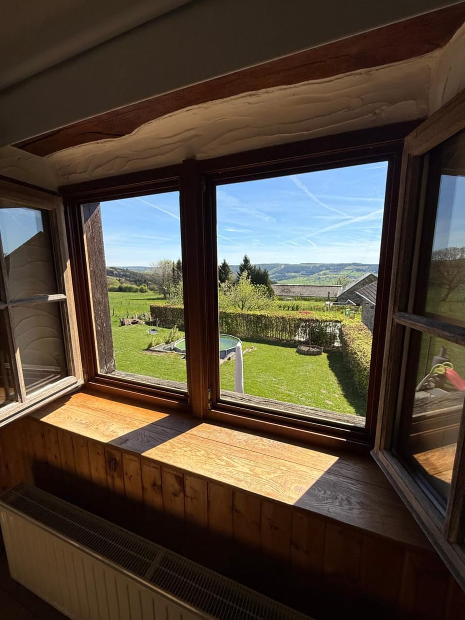 La chambre Cour'toise Vacation rental in Wallonia, Belgium