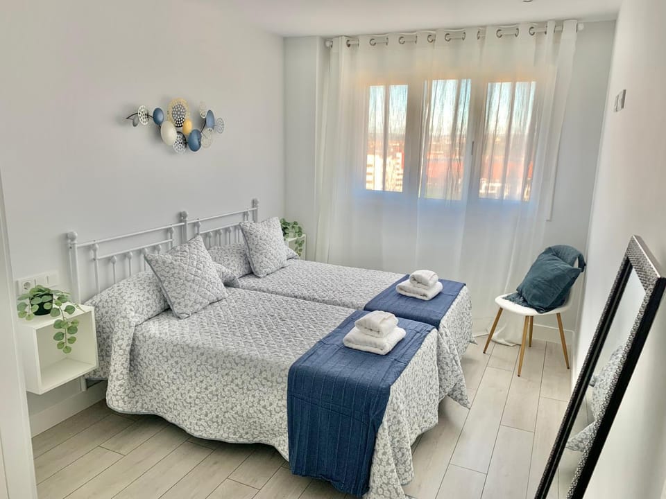 Apto HUCA. Parking/WIFI incluido Apartment in Oviedo