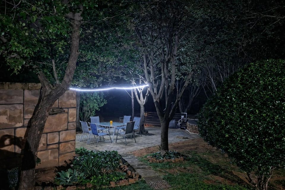 Night, Garden, Dining area, Garden view