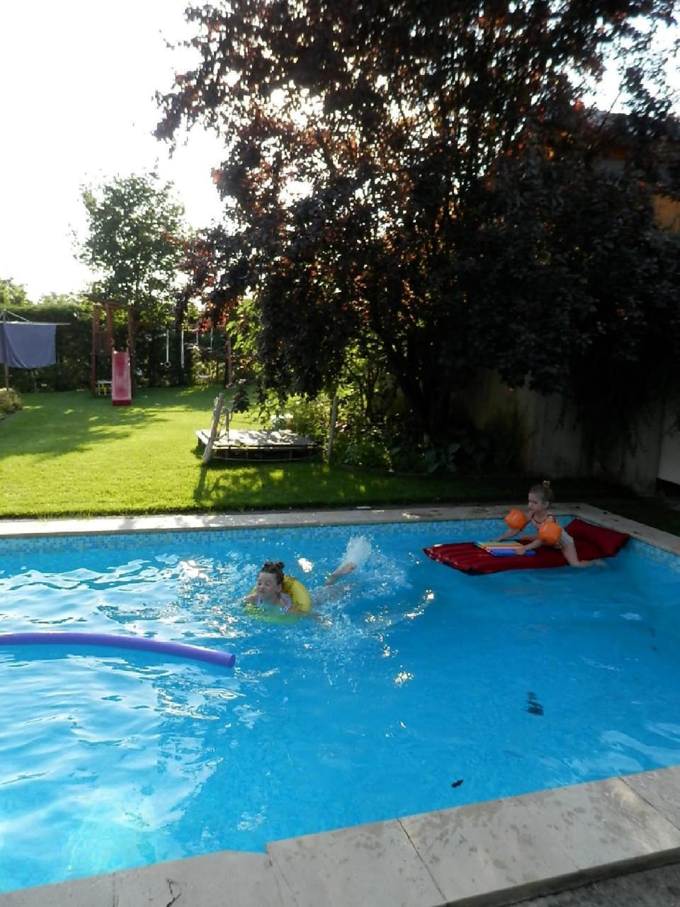 Swimming pool, Swimming pool