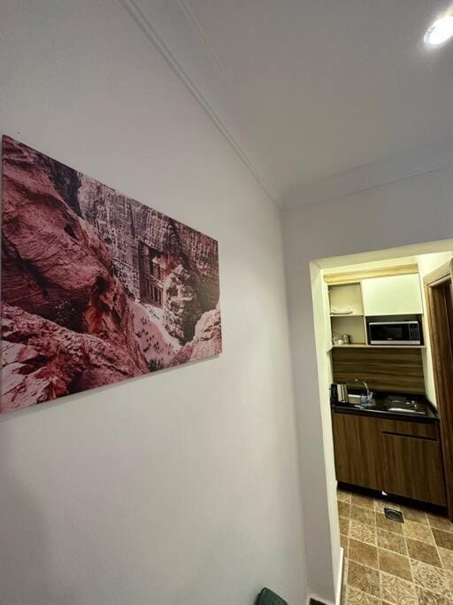 2/ Antica jabalal-lwebdeh Apartment in Africa