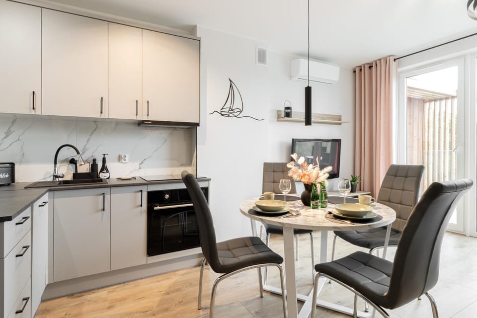 Kitchen or kitchenette, Living room, pet friendly, stove