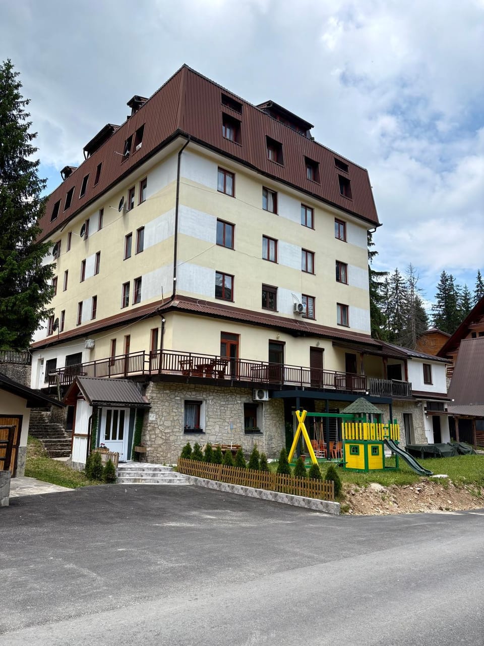 Apartman RAJAN Vlašić Apartment in Federation of Bosnia and Herzegovina