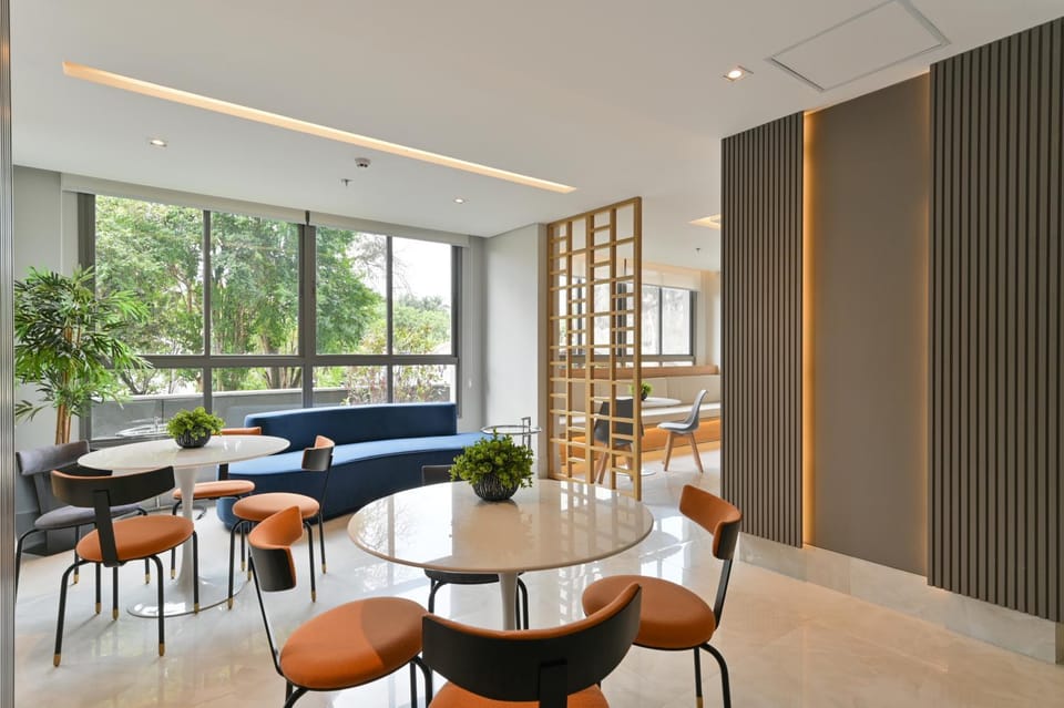 Property building, Seating area