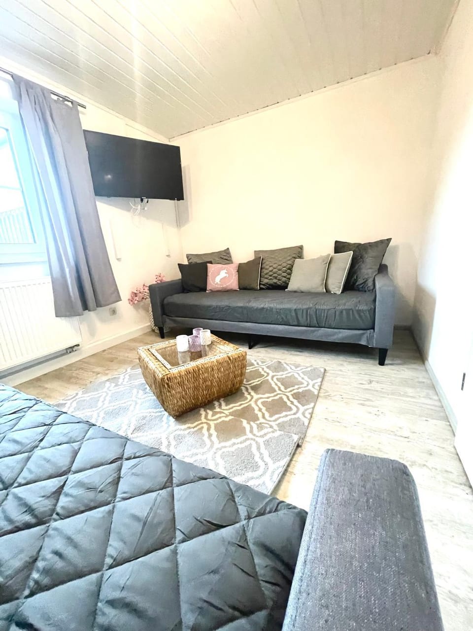Bed, Living room, Seating area