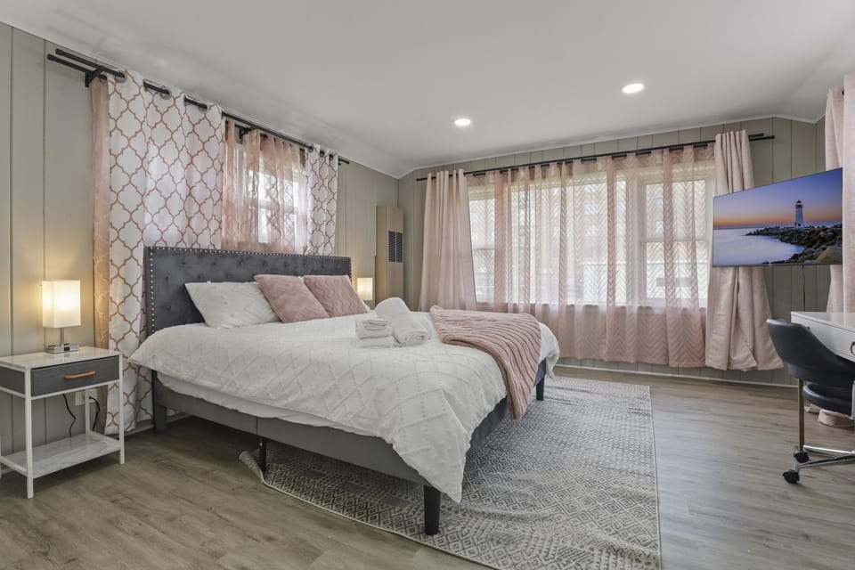 Charming Retreat in the Heart of Des Plaines residence House in Des Plaines