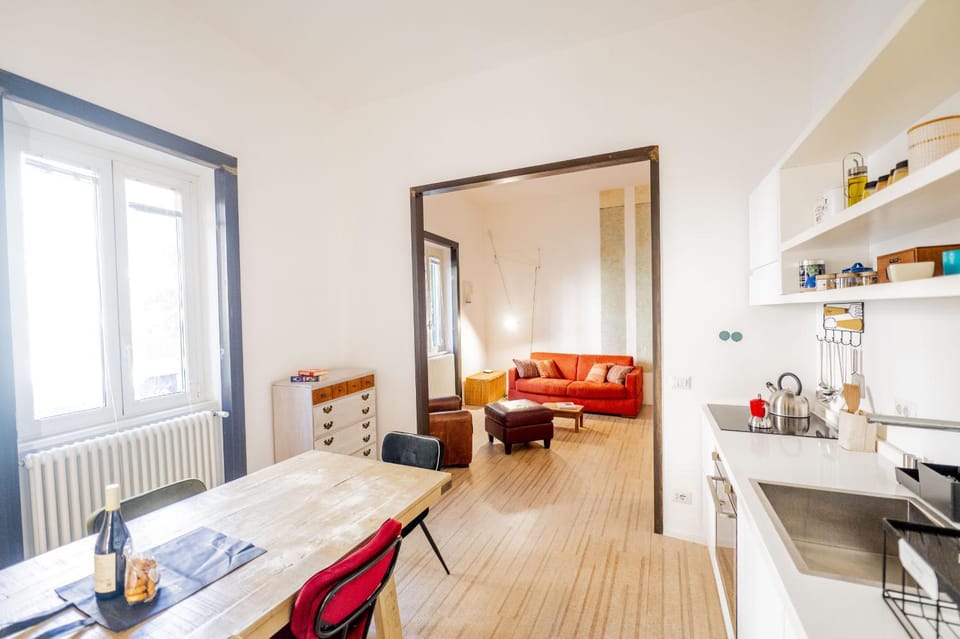 Kitchen or kitchenette, Living room, Photo of the whole room, Dining area