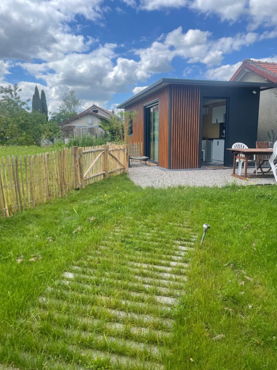 Au Jardin d’AnneSo Apartment in Limoges