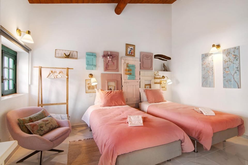 Living room, Bedroom