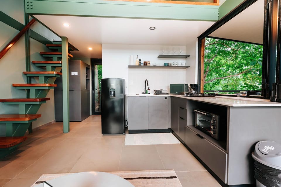 Stylish Tiny Home with Sea View and Bathtub House in Los Santos Province, Panama