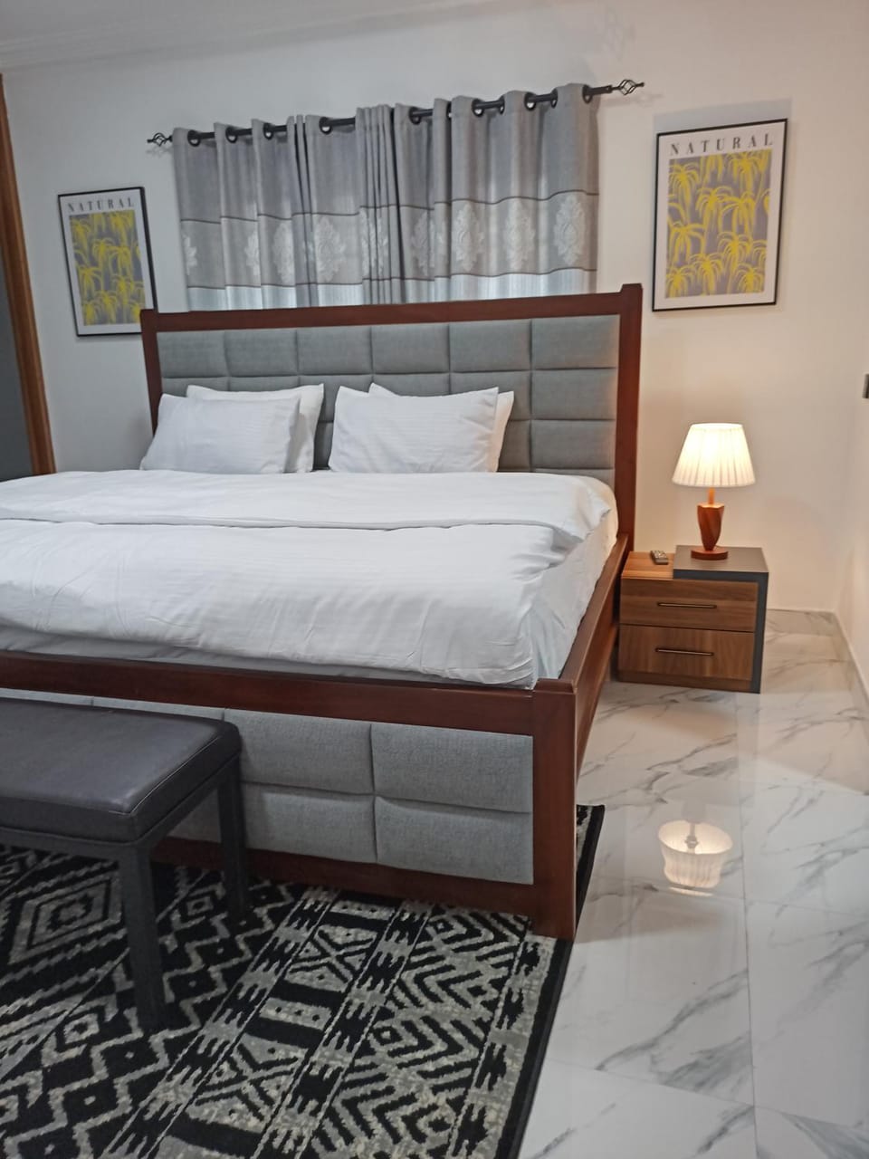 Bed, Photo of the whole room, Bedroom
