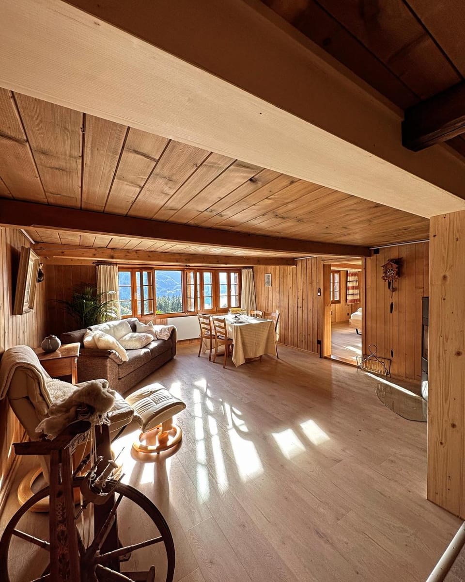 Bed, Living room, Photo of the whole room, Seating area, Bedroom