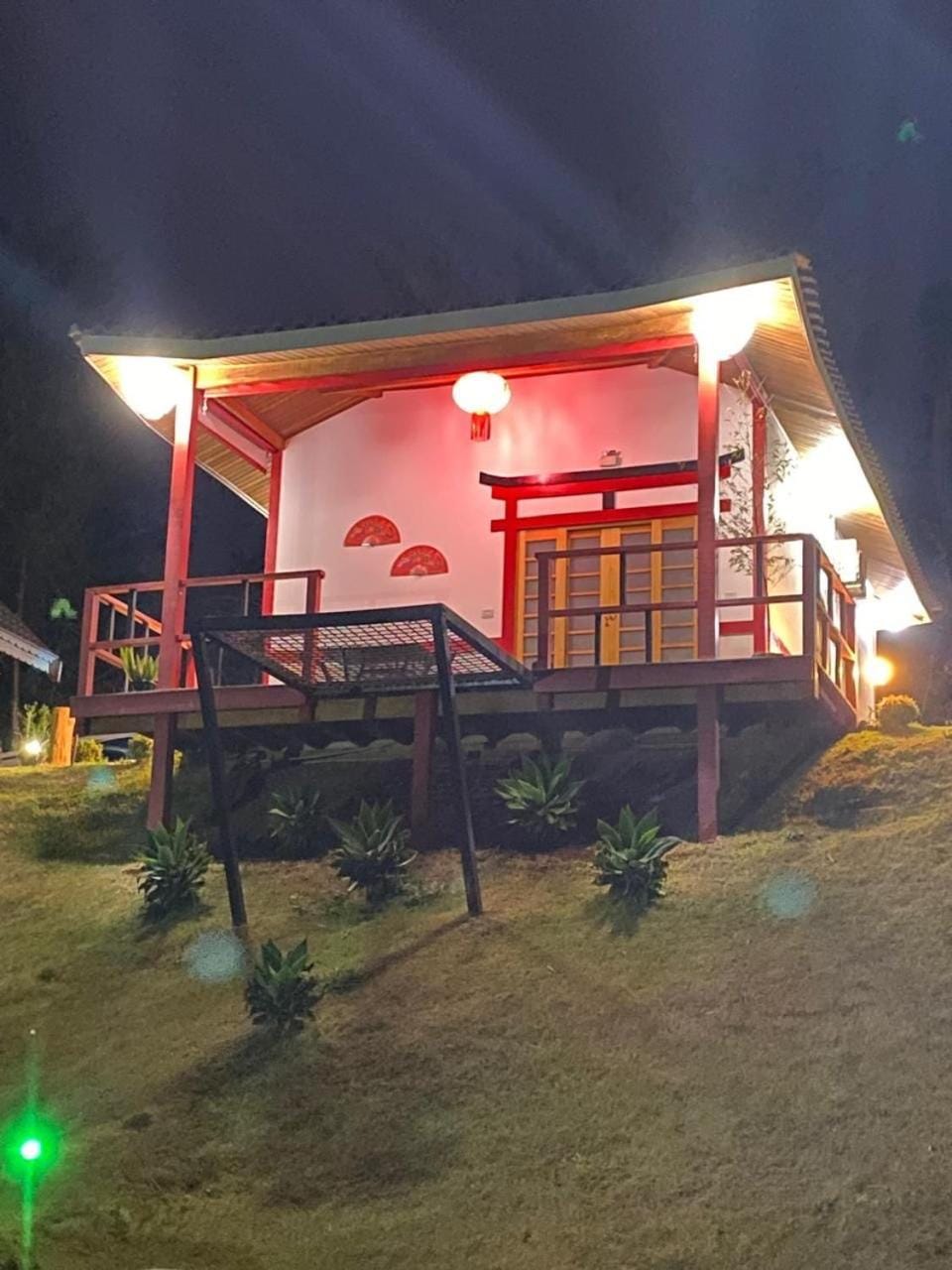 Mundarium - Chalés Temáticos com Hidromassagem e Cromoterapia Chalet in State of São Paulo