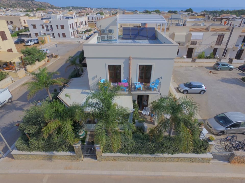 Property building, Bird's eye view