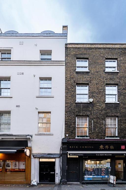 Property building, Neighbourhood, Street view, Location