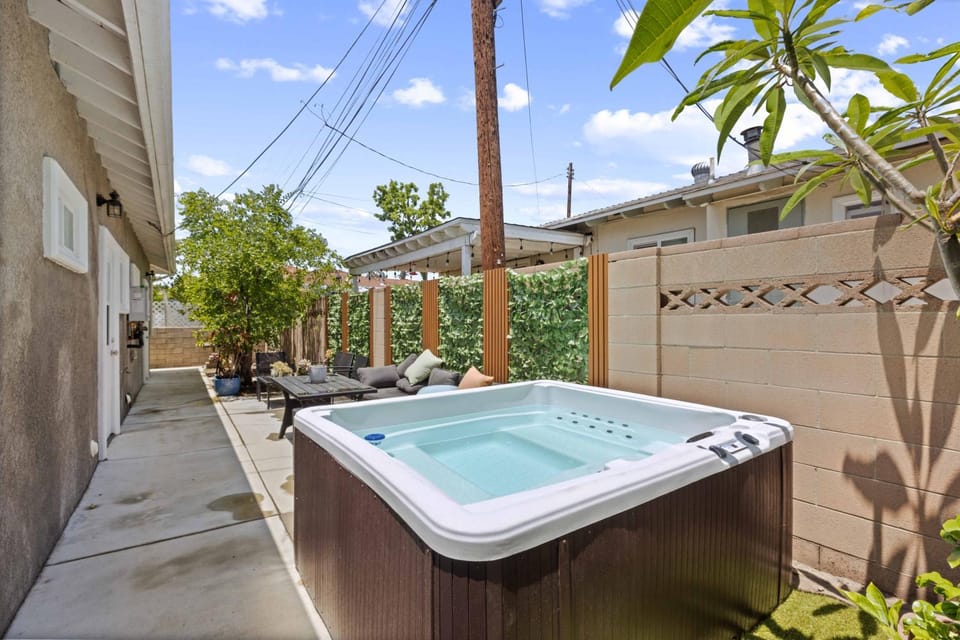 Stylist Home In Convenient Location! House in Rosemead