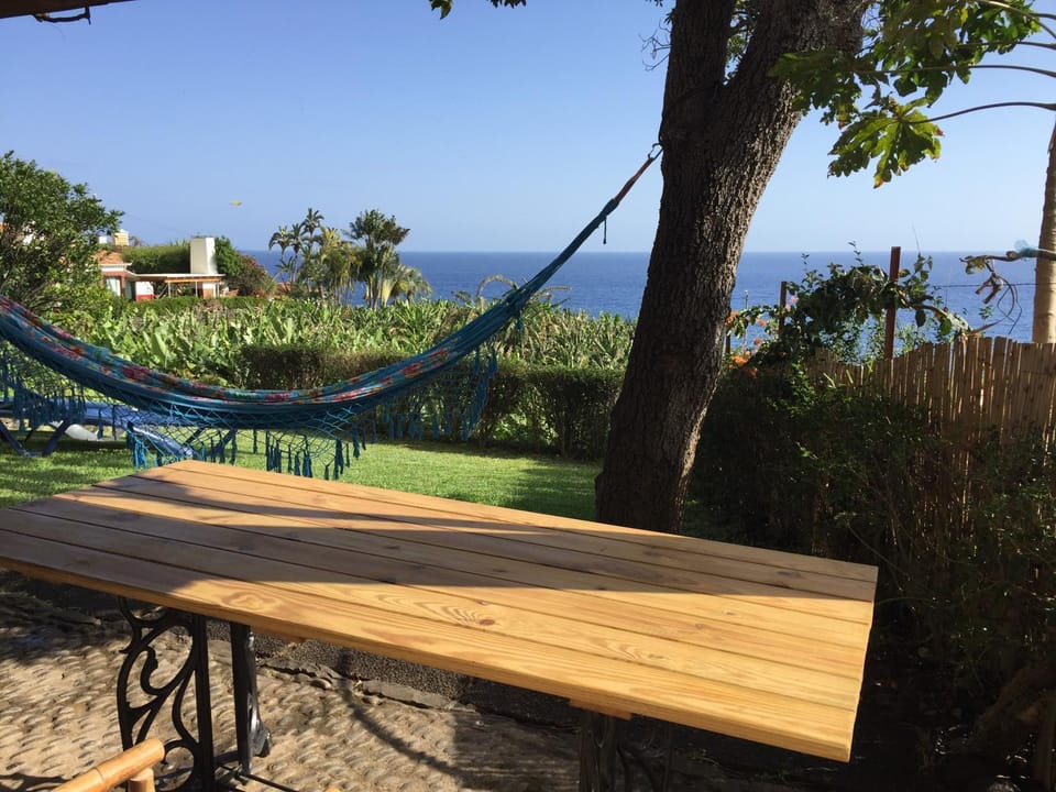 Garden, Sea view