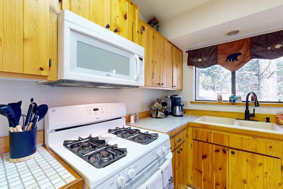 Double Decker at White Mountain House in Pinetop-Lakeside