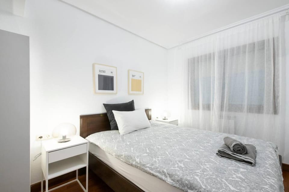 Apartamento agradable con parking en Gros Apartment in San Sebastian