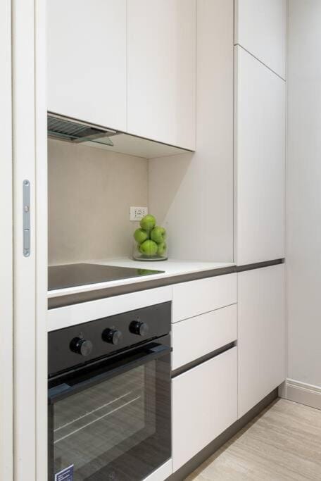Kitchen or kitchenette, minibar, pet friendly, stove