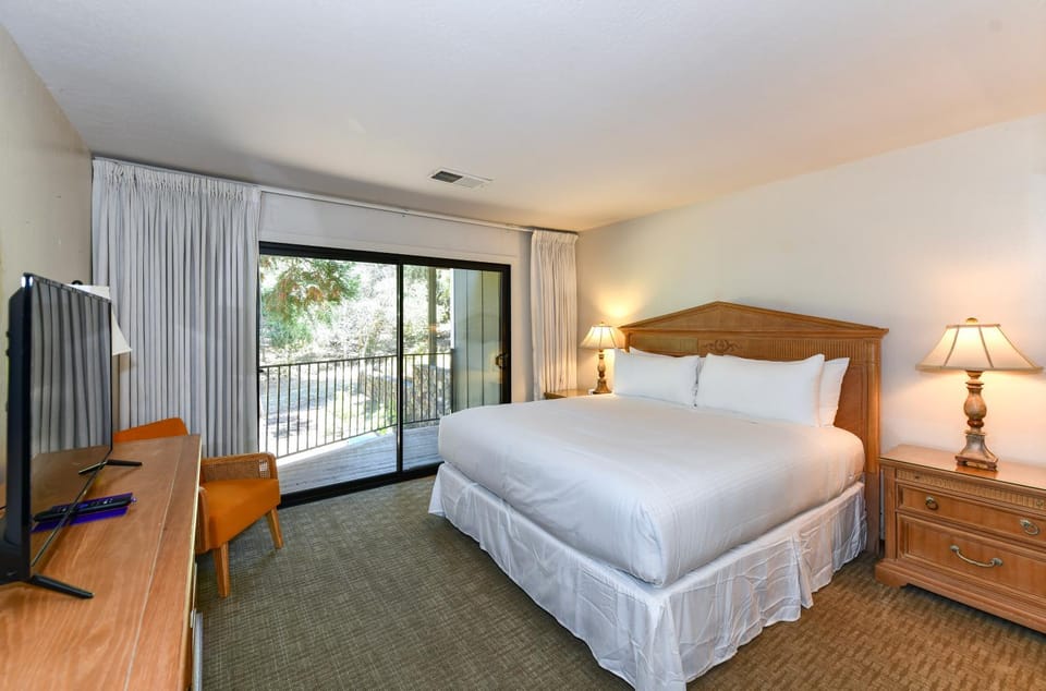 Private Golf Resort Setting 3 bedrooms House in Napa Valley