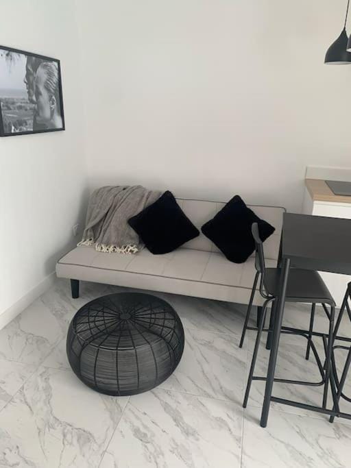 La chambre de Flore Apartment in Arras